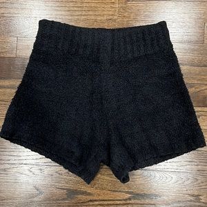 Skims- Cozy knit boucle shorts. Color: Onyx.